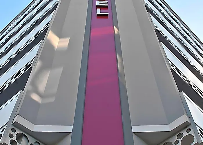Caravel Отель 4*